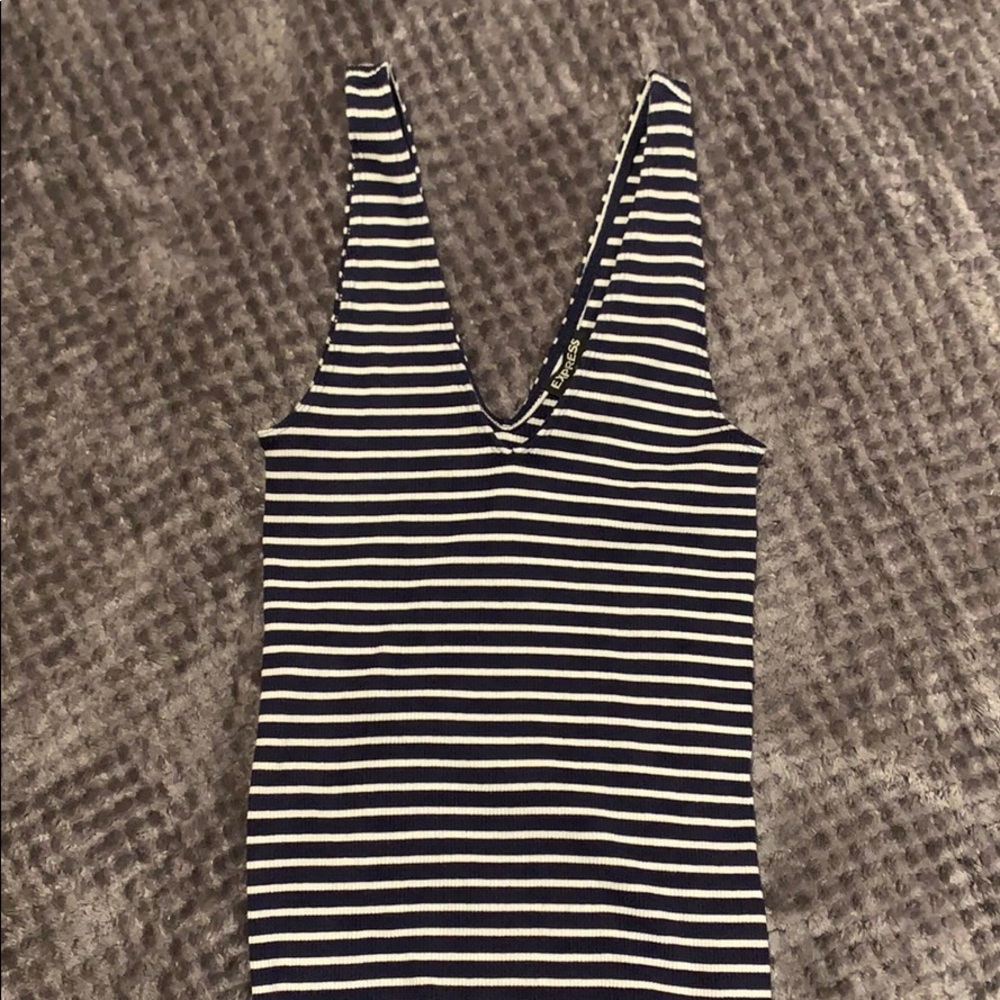 V neck tank top